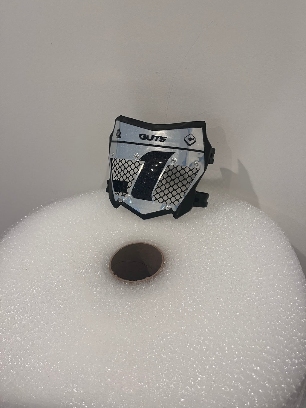 New ! Vented White Chrome on Black Plate