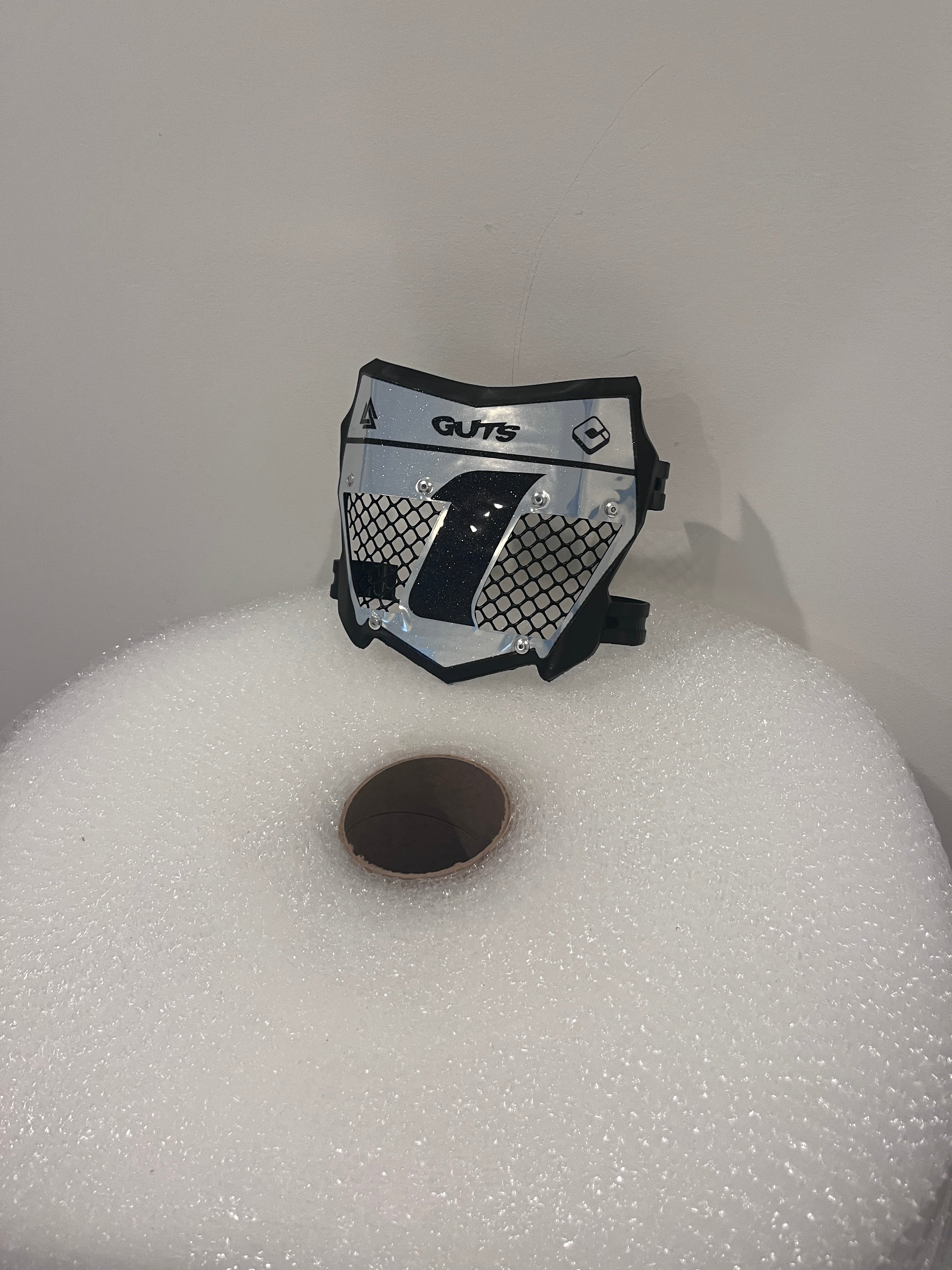 New ! Vented White Chrome on Black Plate